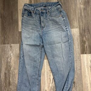 American Eagle Outfitters Light Blue Boyfriend Jeans